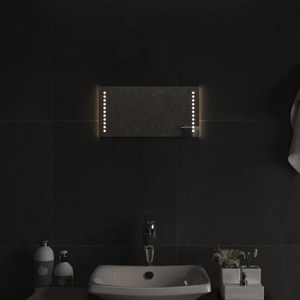Kylpyhuoneen LED-peili 40x20 cm
