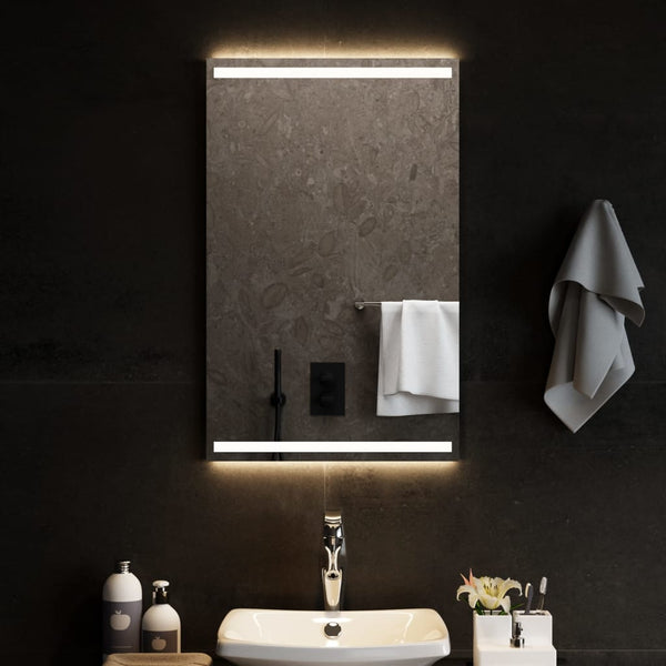 Kylpyhuoneen LED-peili 50x80 cm